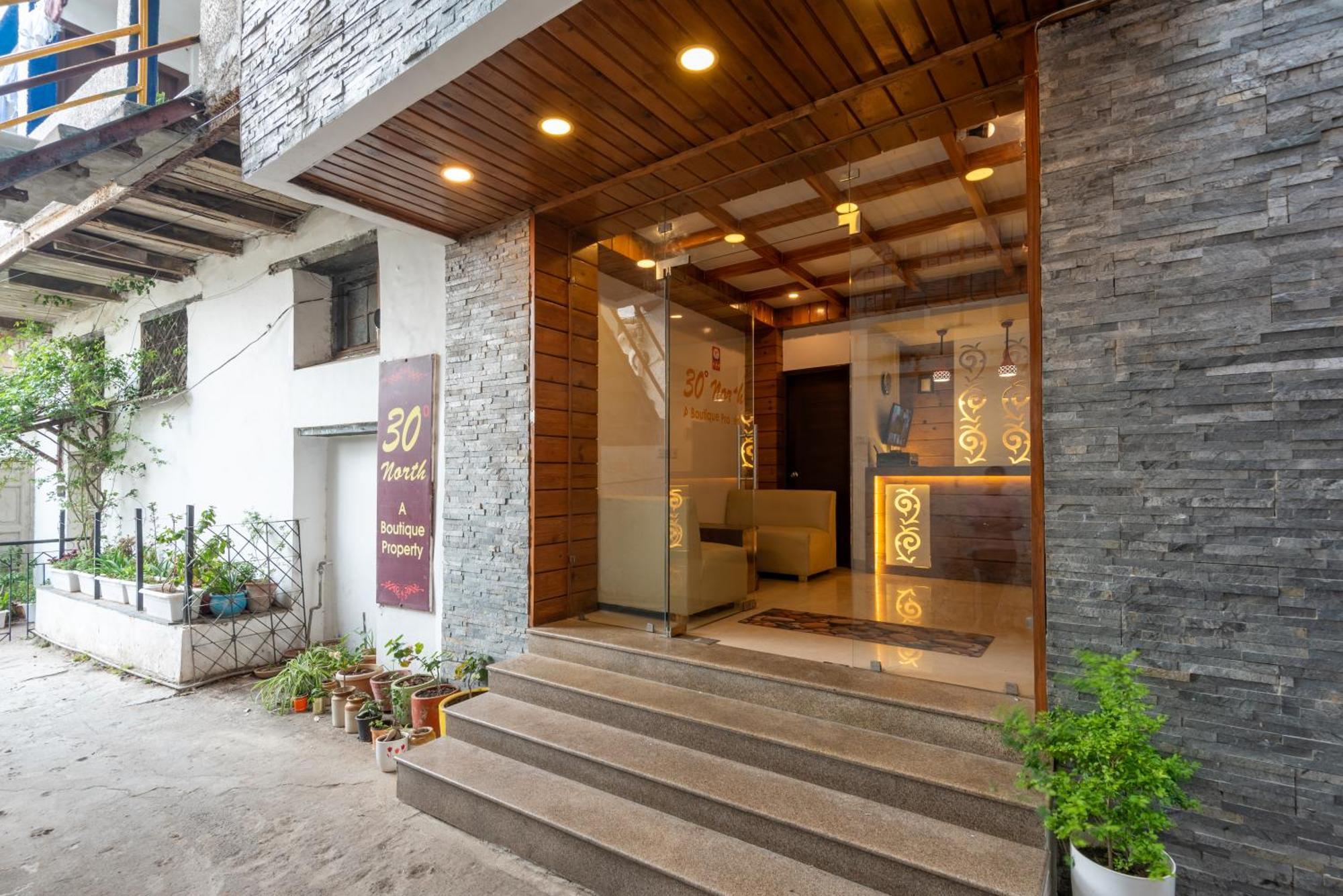 Hotel 30 Degree North Массури Экстерьер фото